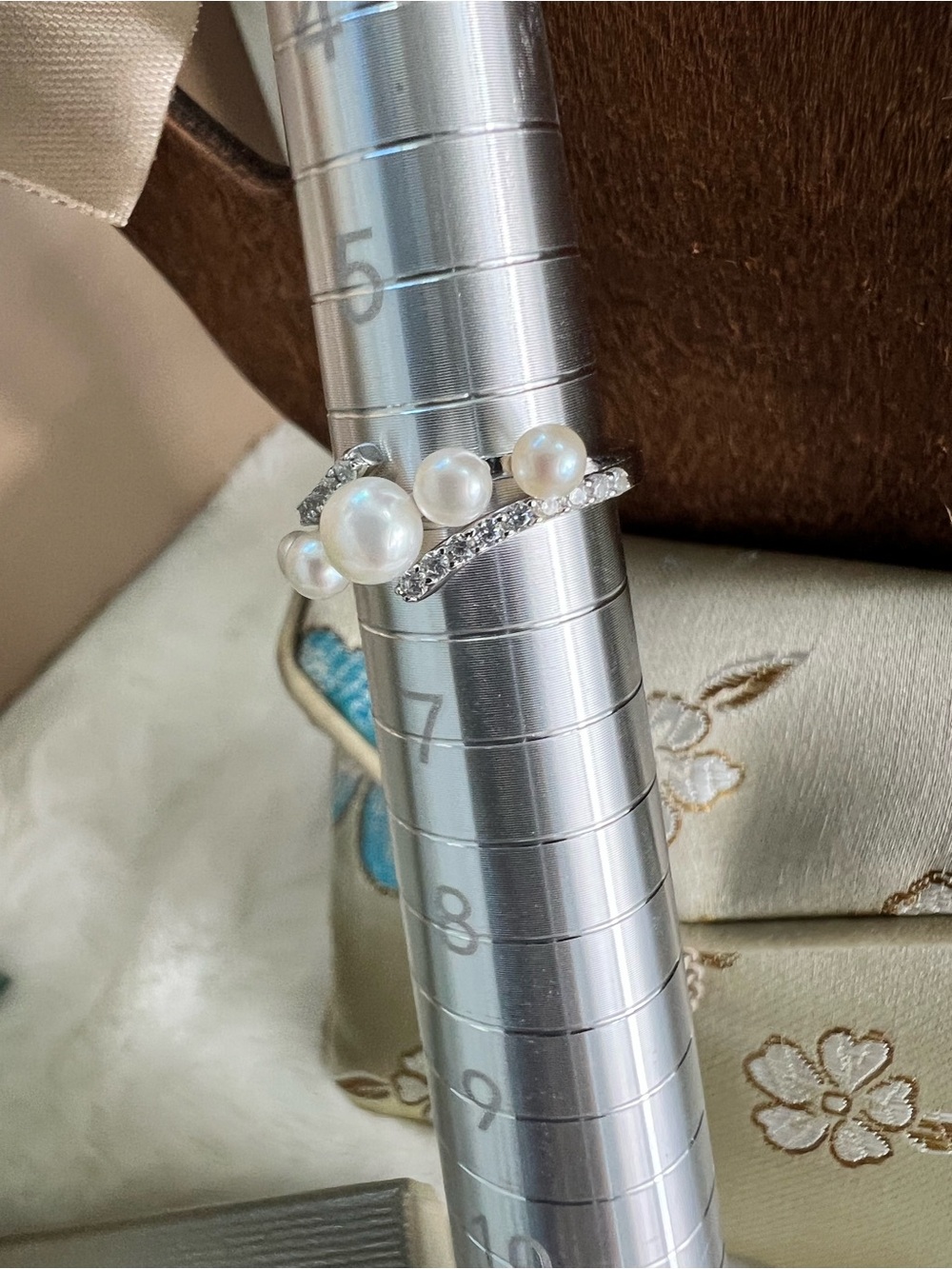 Honora Pearled Ring with White Pearls